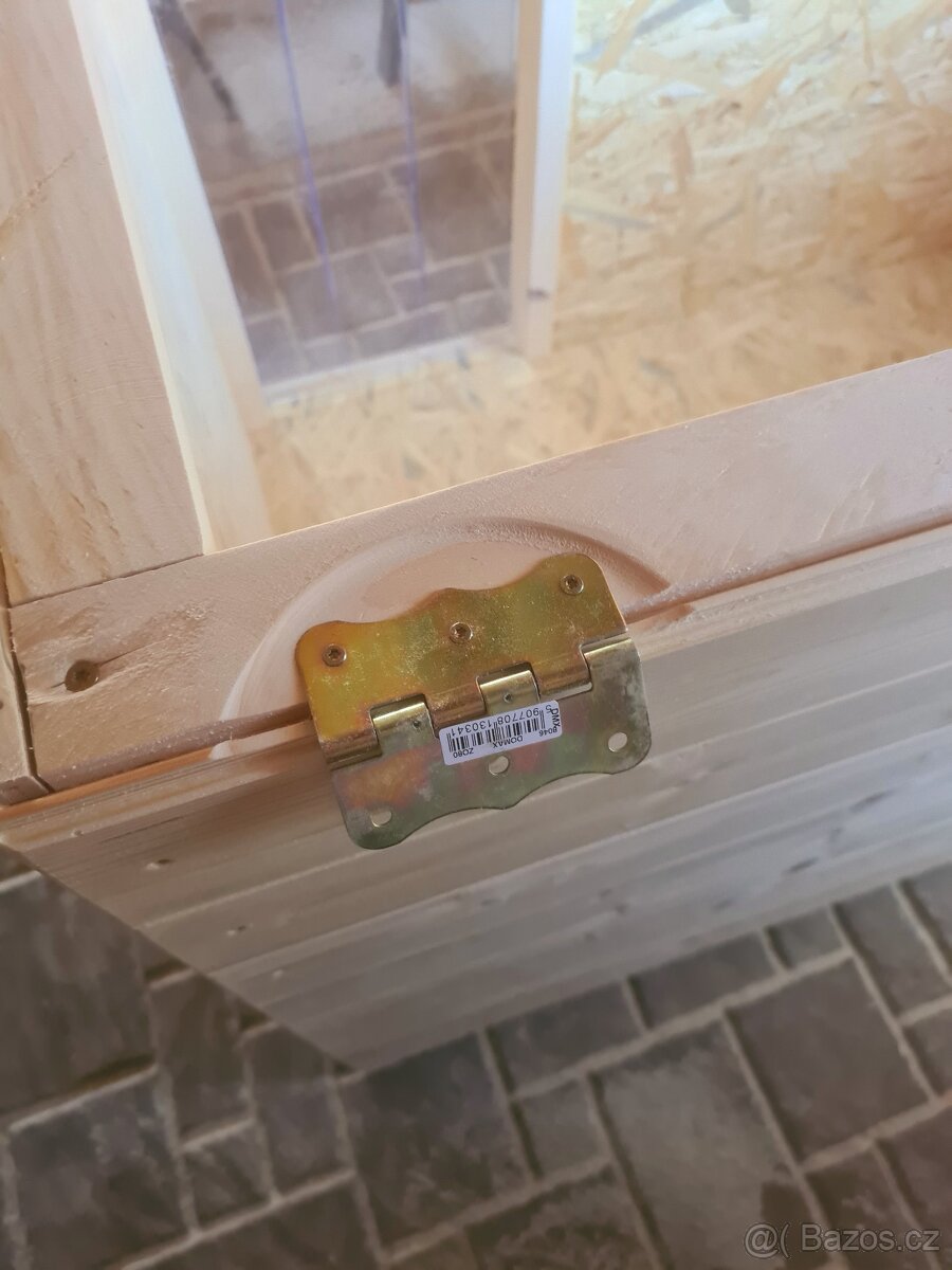 Psí bouda s krytinou a zástěnou (PALUBKY/OSB), 6 velikostí - 9