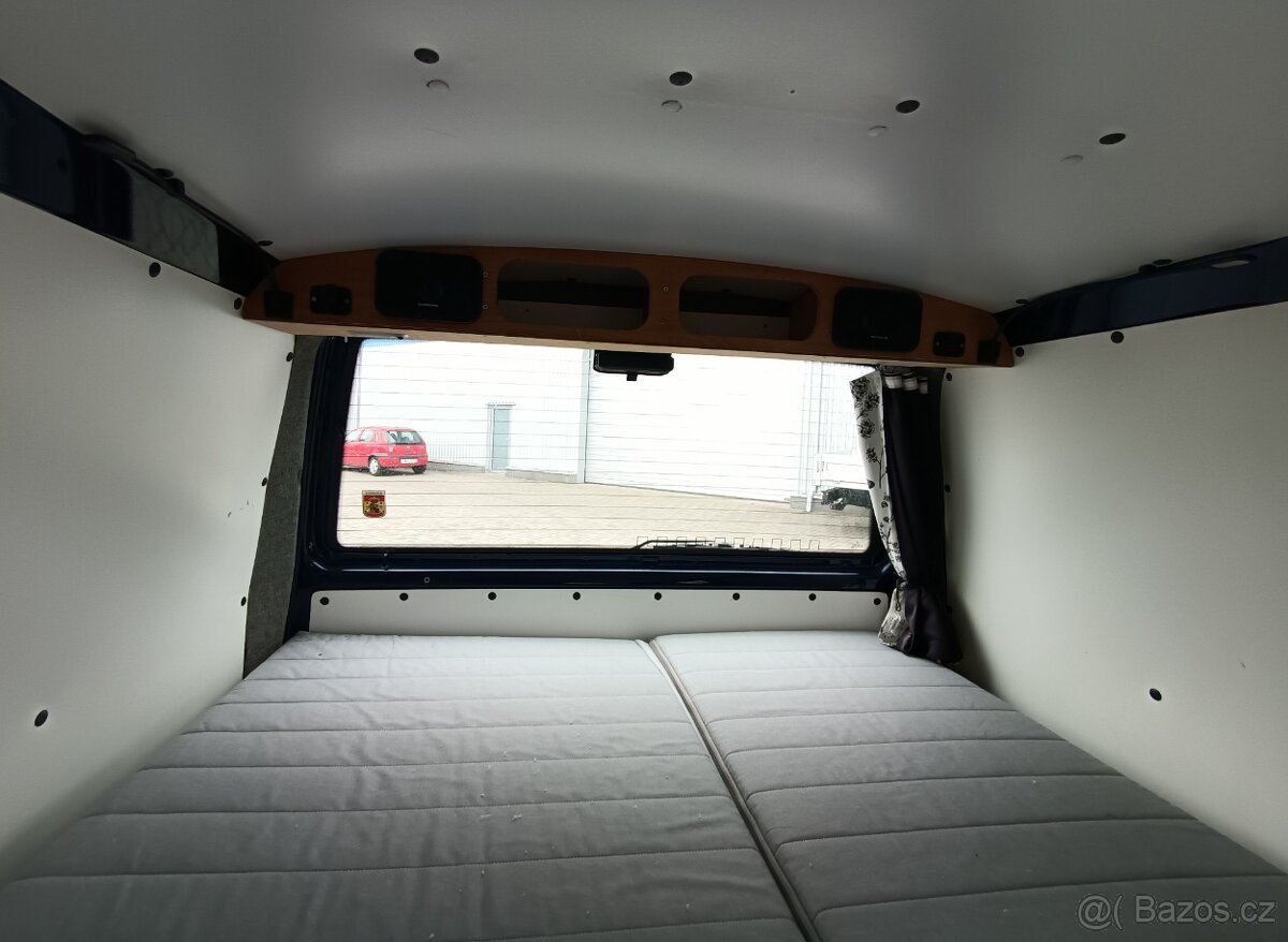 Obytný VW T4 Transporter Long. - 9