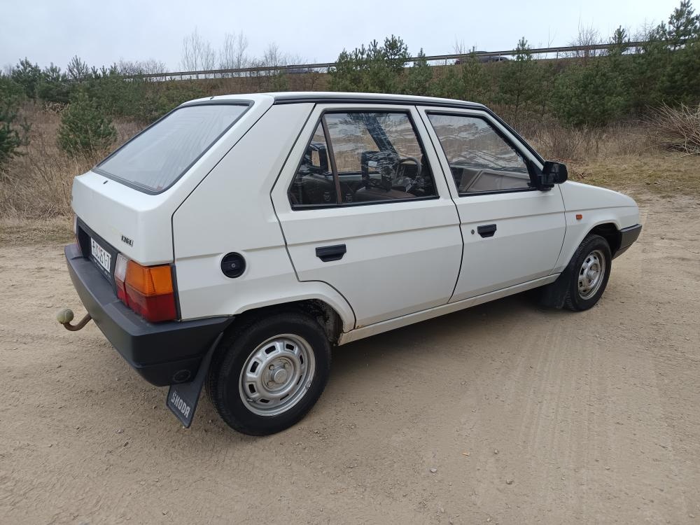 škoda Favorit r.v 1988 ČSSR první prodej - 9