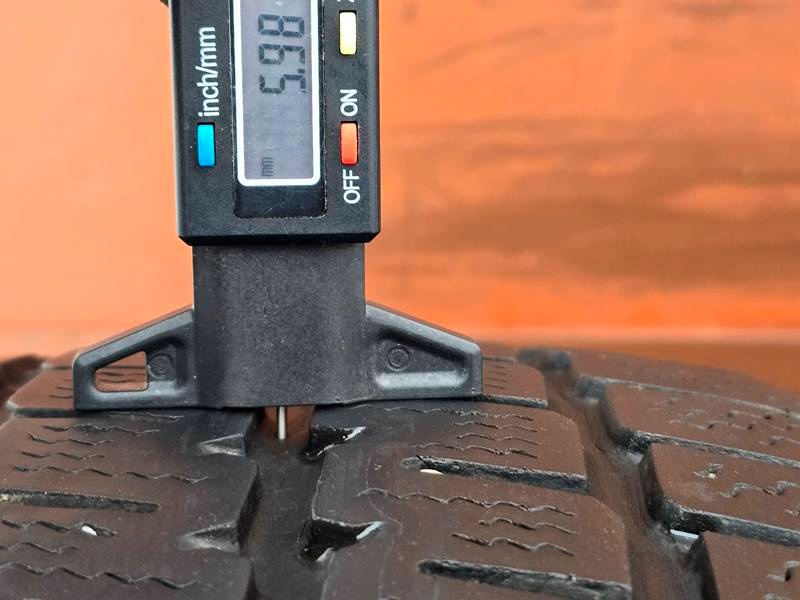 Zimní Matador 215/65/16C - 9