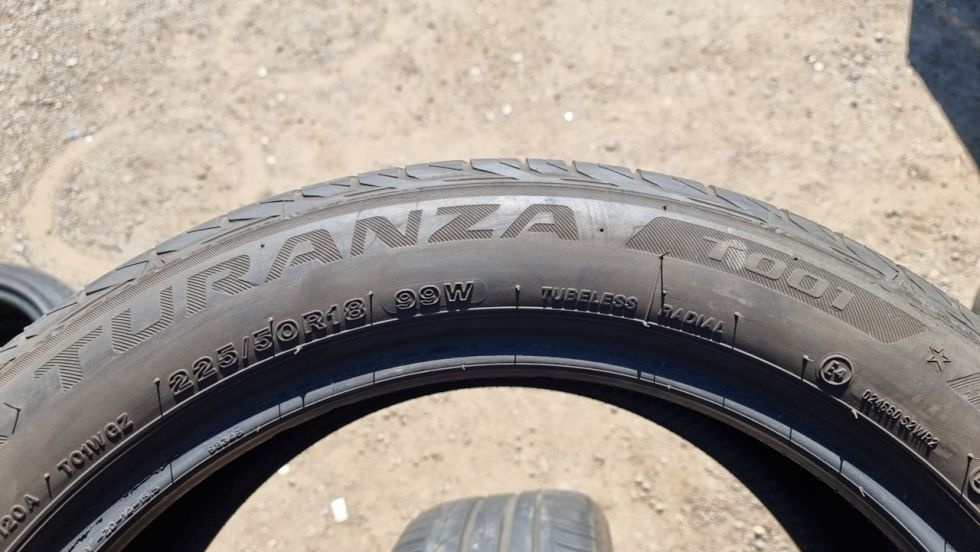 Letní pneu 225/50/18 Bridgestone - 9