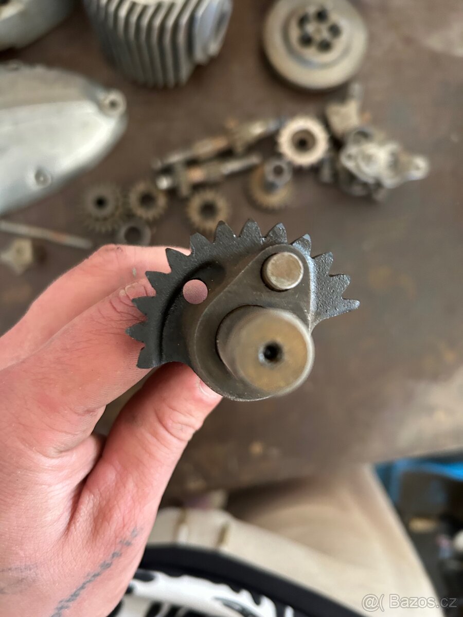 Jawa 05 motor - 9