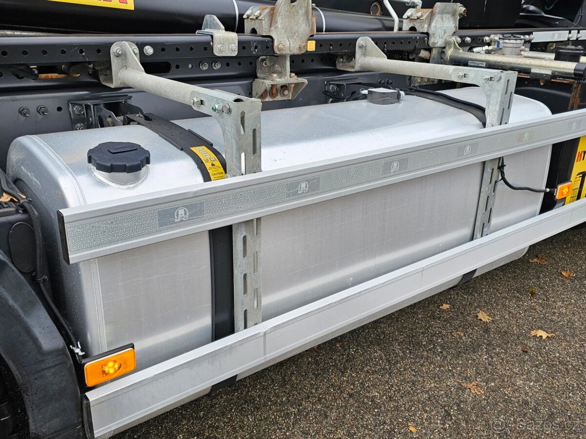 Volvo FH13 460 6x4 / Zalamovací hák / Nosič kontejnerů HYVA - 9