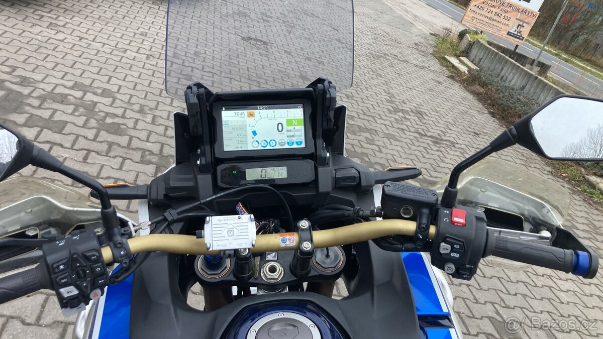 Honda CRF Africa Twin 1100 - 9