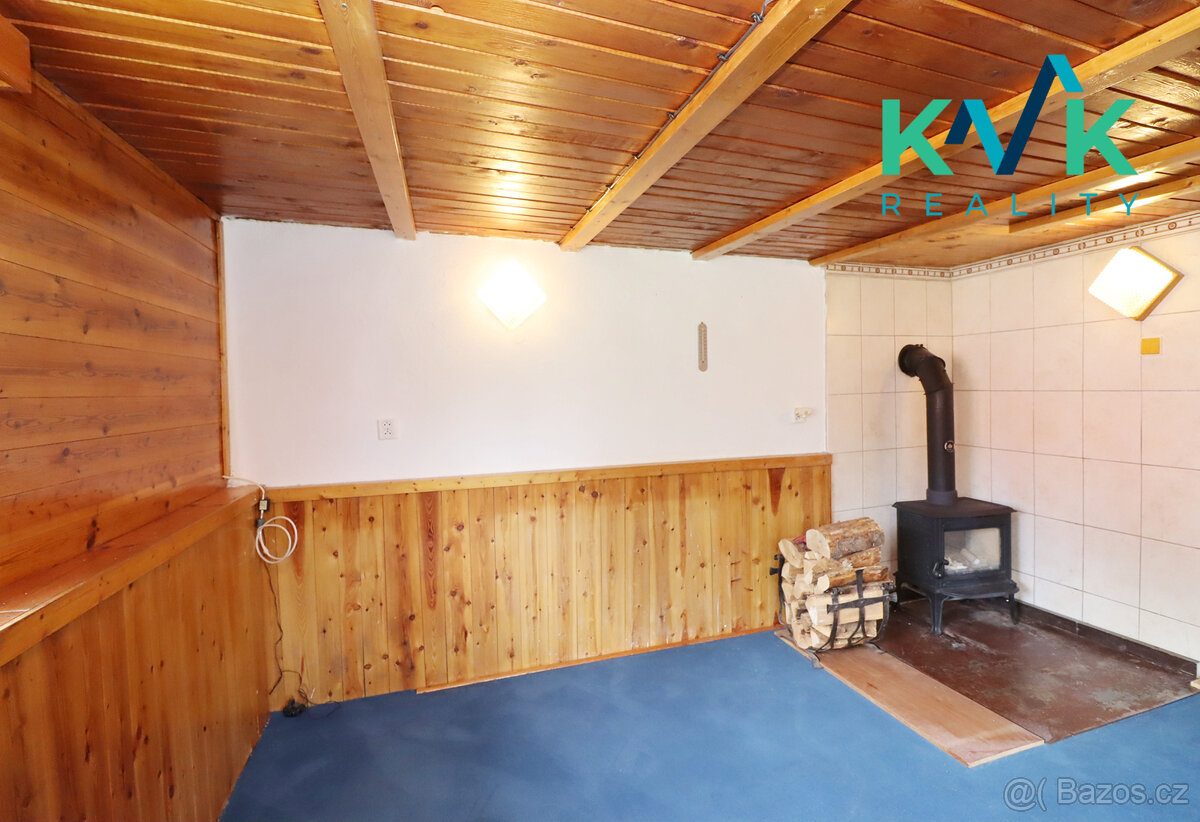 Prodej zděné chaty 3+1 se zahradou, pozemek 400 m², Jindřic - 9