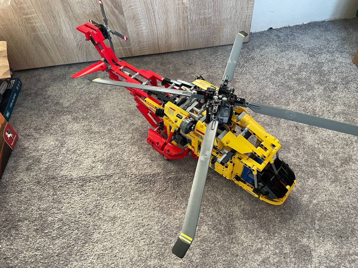 Lego Technic 9396 Helicopter - 9