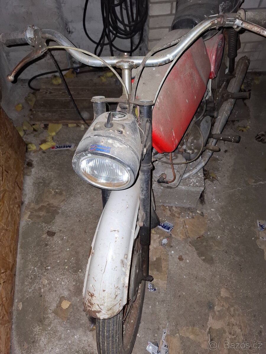 Jawa 23, Yamaha 50 - 9