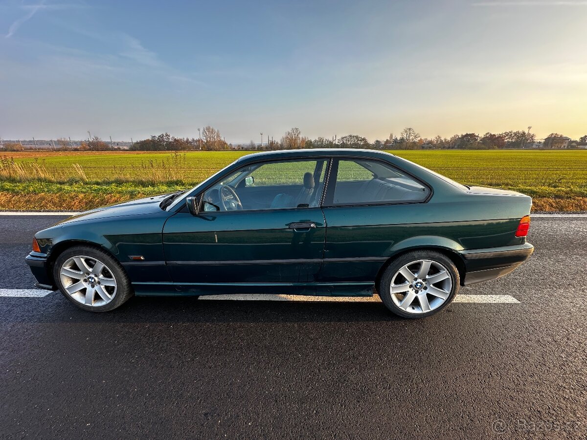 Bmw e36 coupe 318is - 9