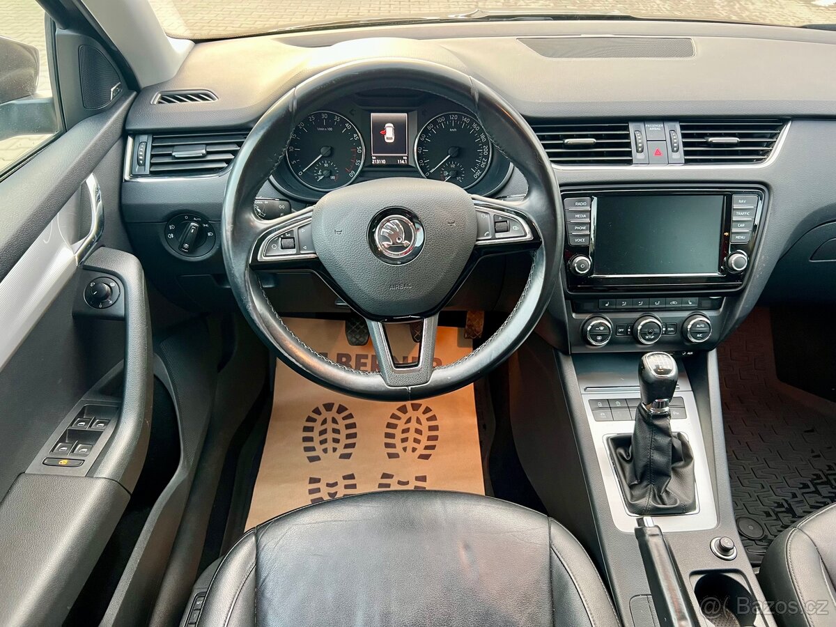 Škoda Octavia III Combi 2,0 TDi 110kW Elegance - 9