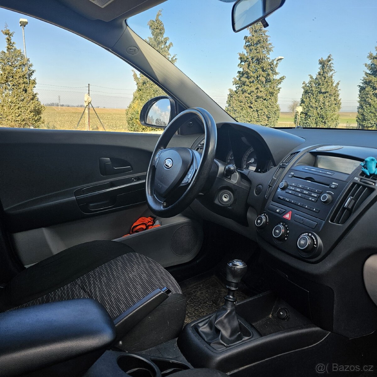 Kia Ceed 1.6 Nafta 2009 r.v - 9