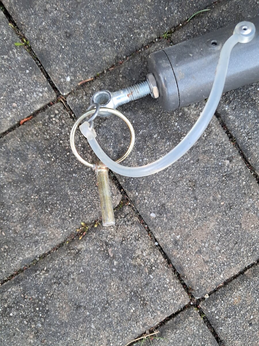 Prodám nosic kol. - 9