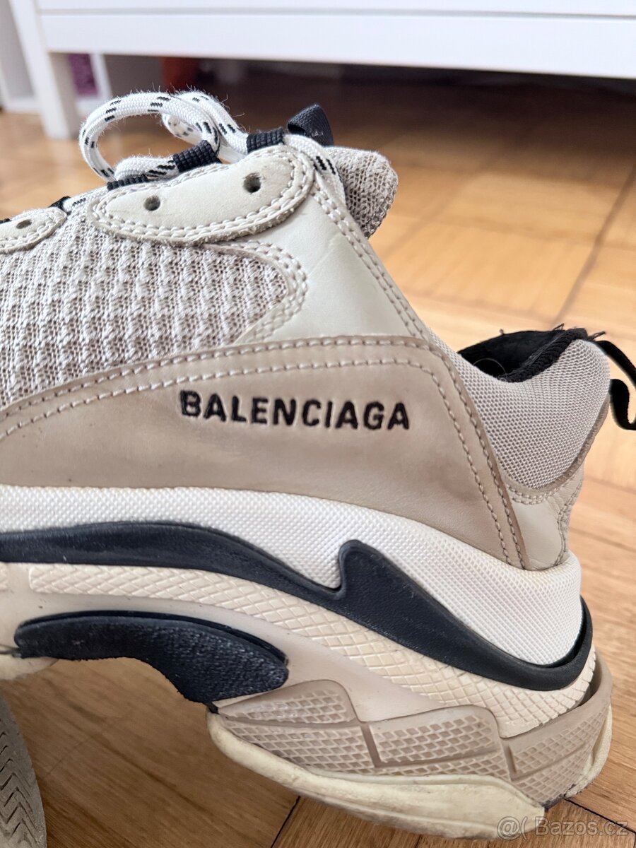 Balenciaga Triple S - 9