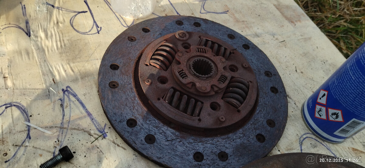 kompletni spojka volvo 740/940 D24tic - 9