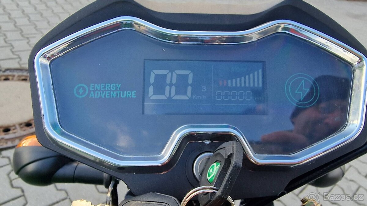 ELEKTRICKÁ NÁKLADNÍ TŘÍKOLKA ADVENTO MAXI ZELENÁ SPZ - 9