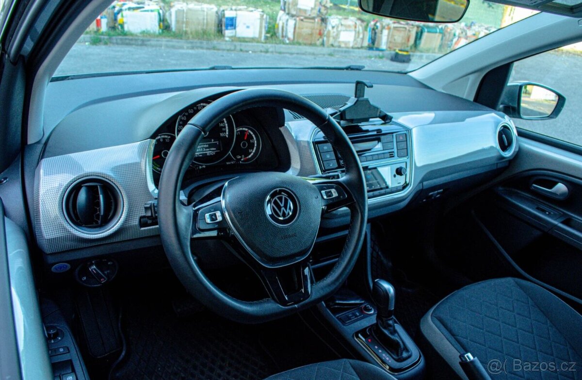 Volkswagen e-UP 2022 - 9