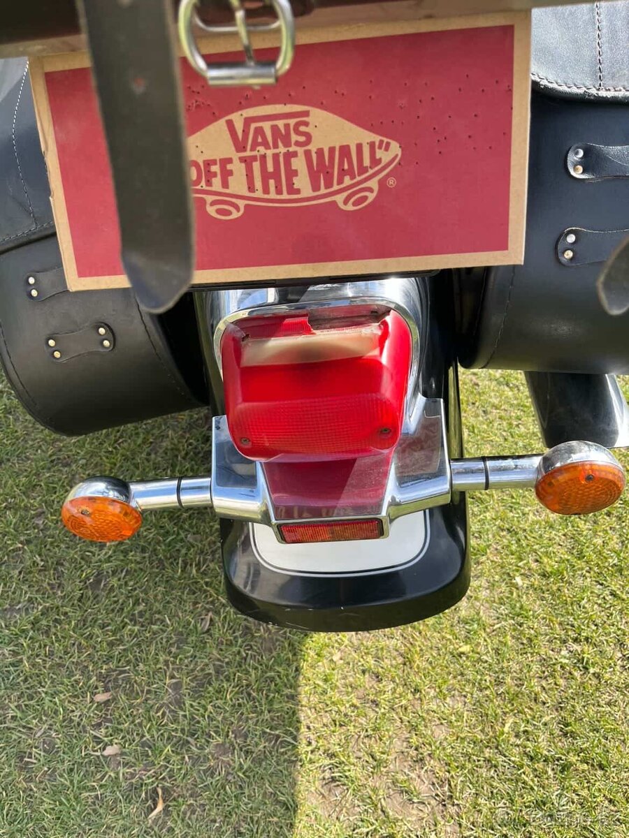 Suzuki VL800 2002 - 9