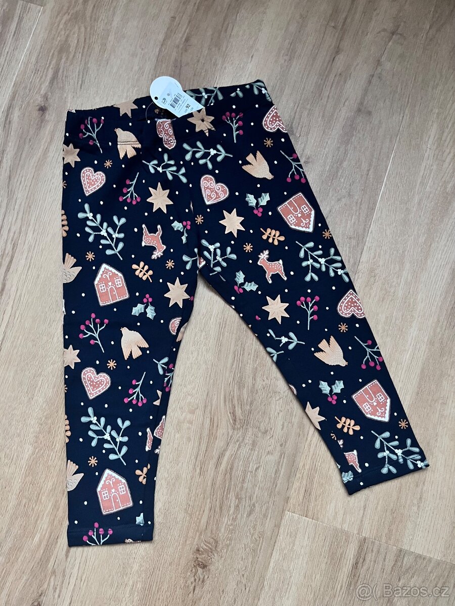 Vánoční body, tepláčky, leginky, overaly Lindex - 9