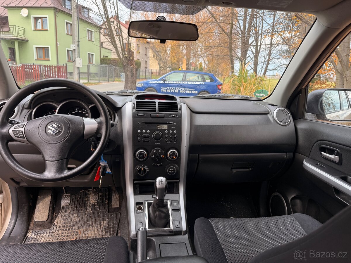 Suzuki Grand Vitara 12/2009 -1,9 d. - 9