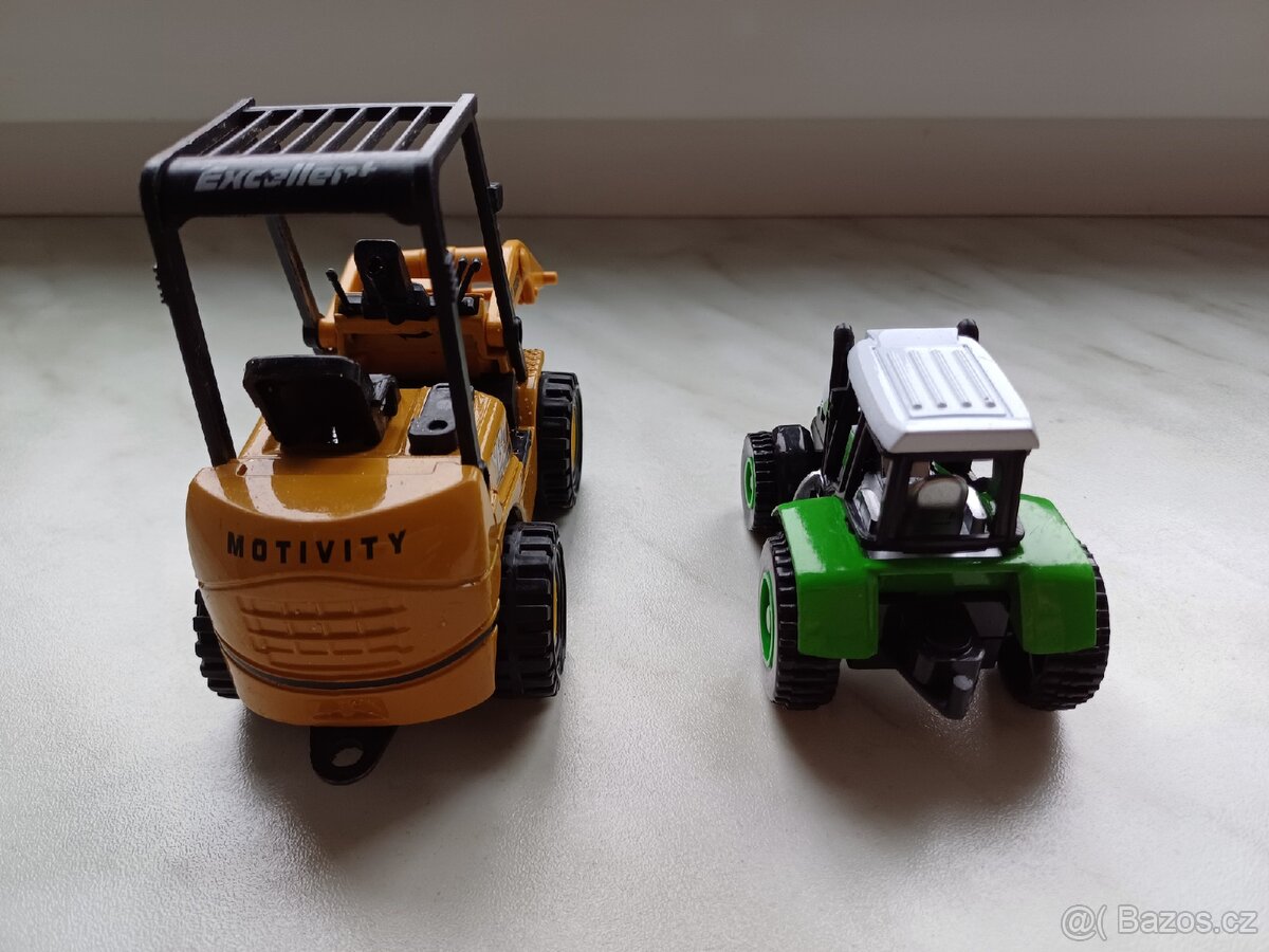 Hračky, značkové - 9