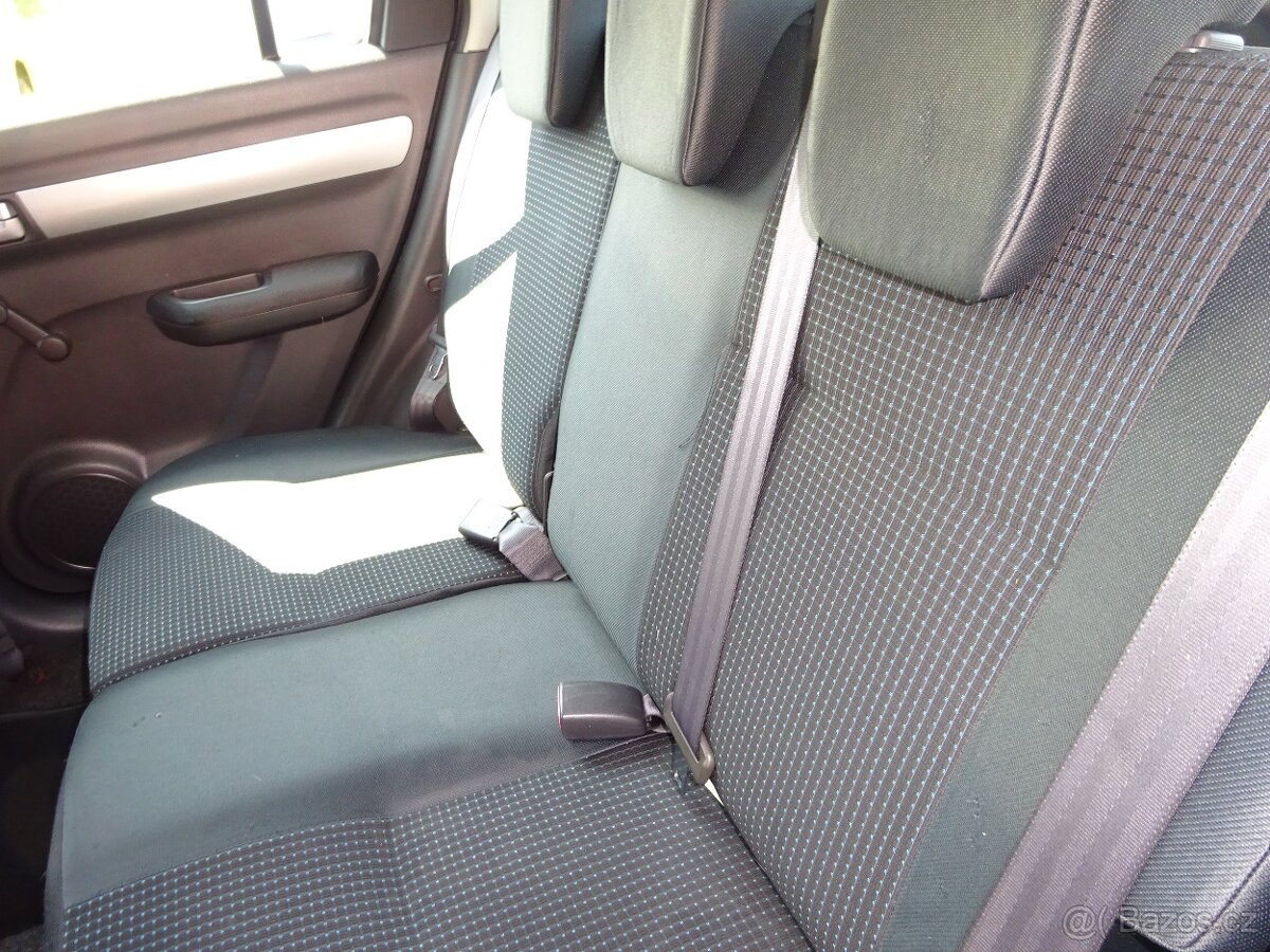 Suzuki Swift 1,3 i - 9