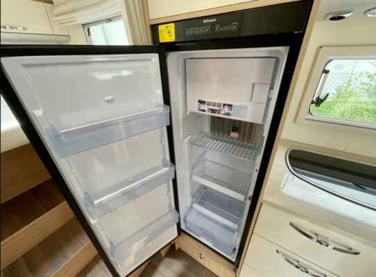 Pronájem obytného vozu burstner pro 5 osob - 9