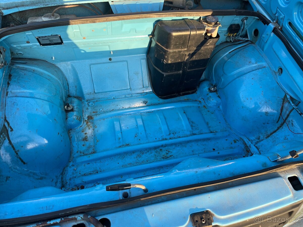 Skoda 105 L model M 1986 - 9