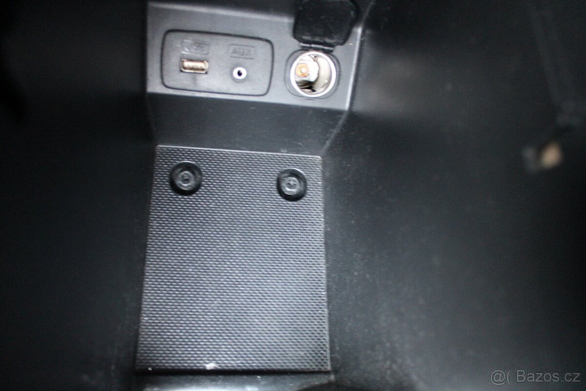 Subaru Forester, 2,0D 108KW, 4 x 4, ČR, DPH, r.v. 2012 - 9