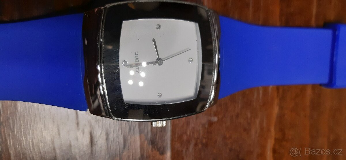 Retro telefony + Hodinky + tlačítkový telefon NOKIA - 9