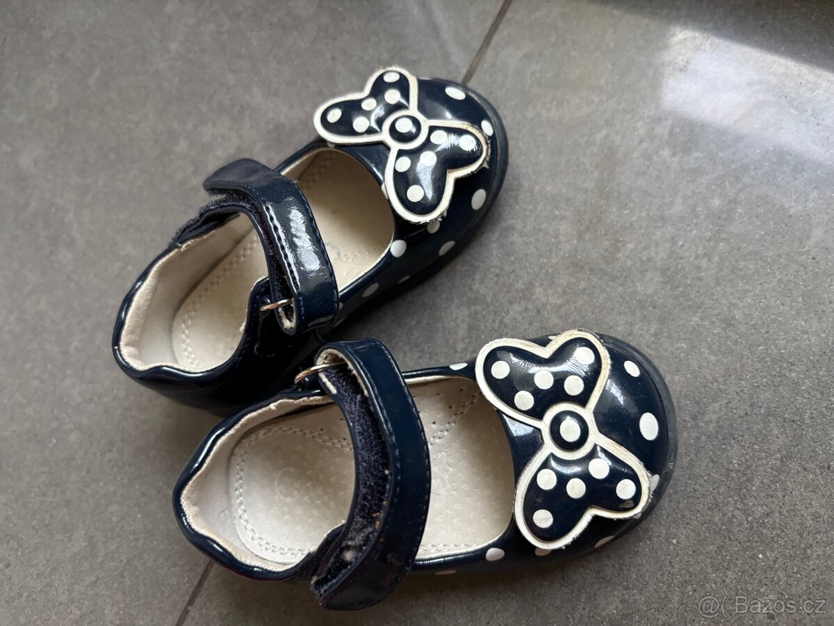 Dětský boty velikost 20 - 9