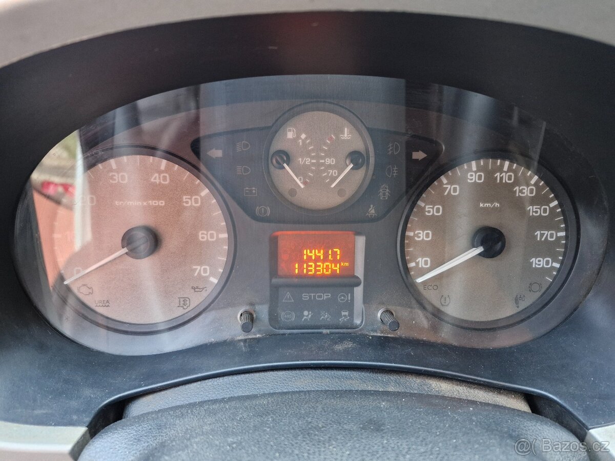 Berlingo, 1,6Hdi, 84kw, Čr, 2015, 113tkm - 9