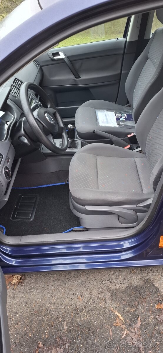 VW. Polo 1.2/47kw/R.V.2003/ Nová STK/Ser.kniha - 9