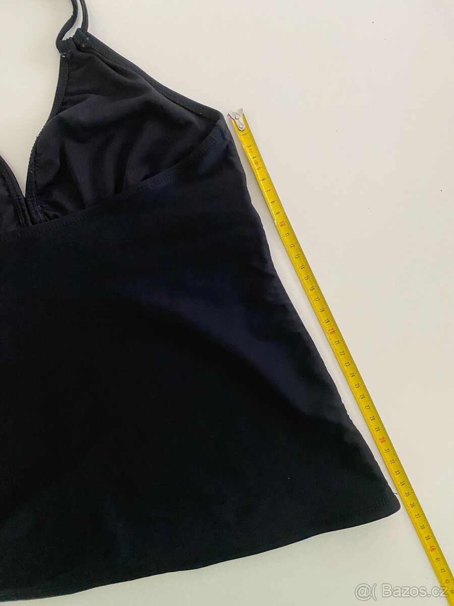 Tankiny - vrchní díly, vel. M - L - 9