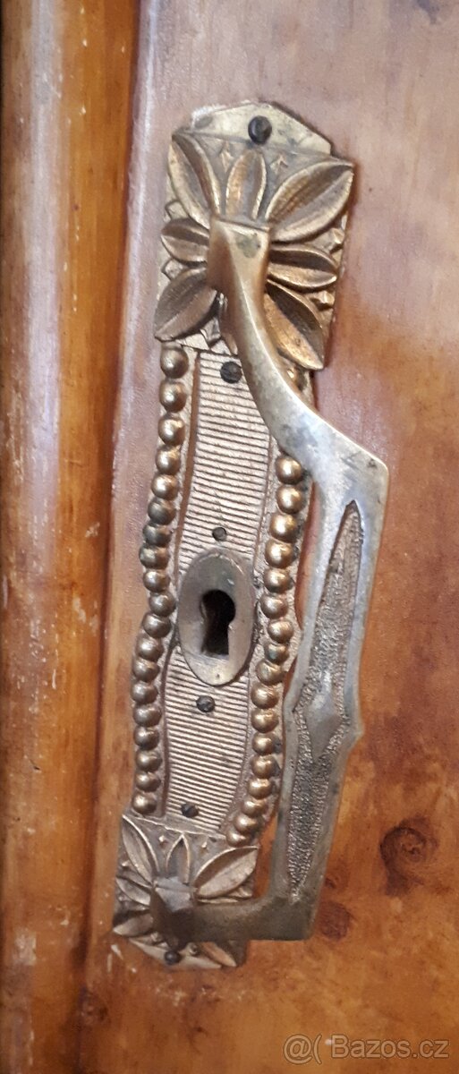 ložnice starožitná - 9