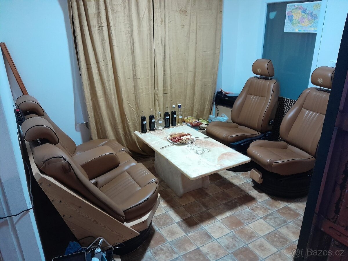 Chlapské posezení do trucovny, do garáže, do pergoly - 9