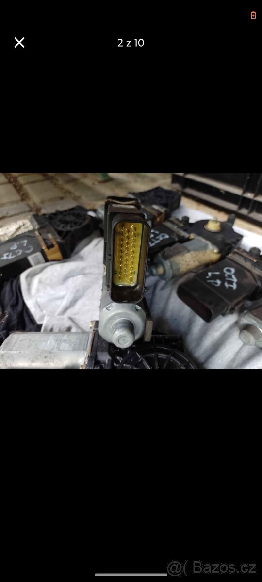 Octavia 1 motorek stahování oken - 9