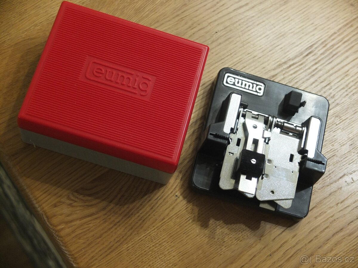 Eumig Metropolitan CCD Stereo kazetový magnetofon (1977) - 9