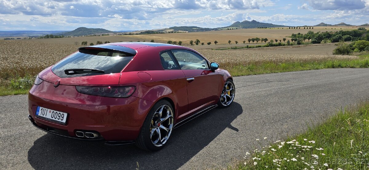 Prodám Alfa Romeo Brera 2,4 jtdm 147kW - 9