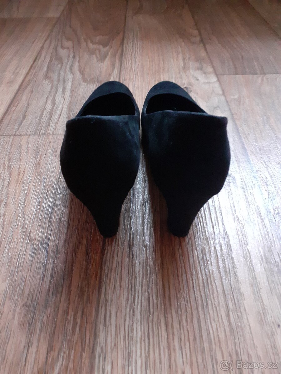 Dámské černé lodičky Tamaris 41/42 - 9