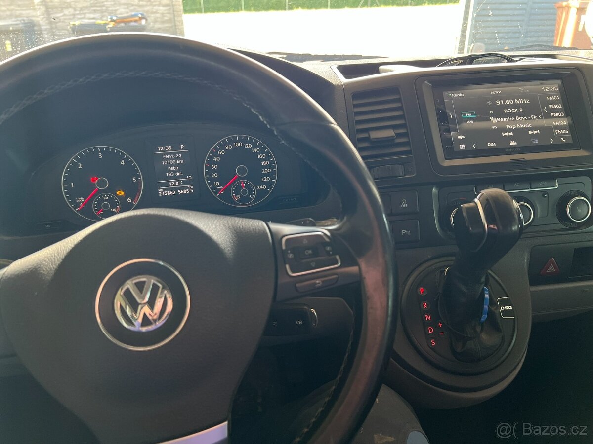 Pěkný VW T5 Transporter 103 kw Long 2011 poctivých 275tis - 9