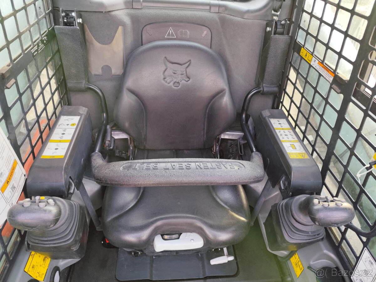 Nakladač Bobcat S650, HF, klíma, ŠPZ. - 9