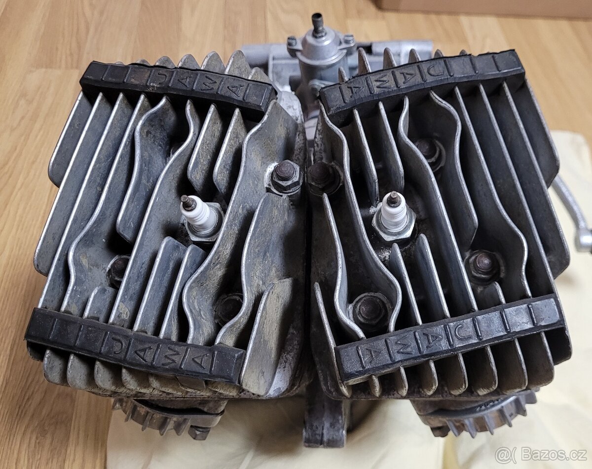 Motor Jawa 350/638 - 9