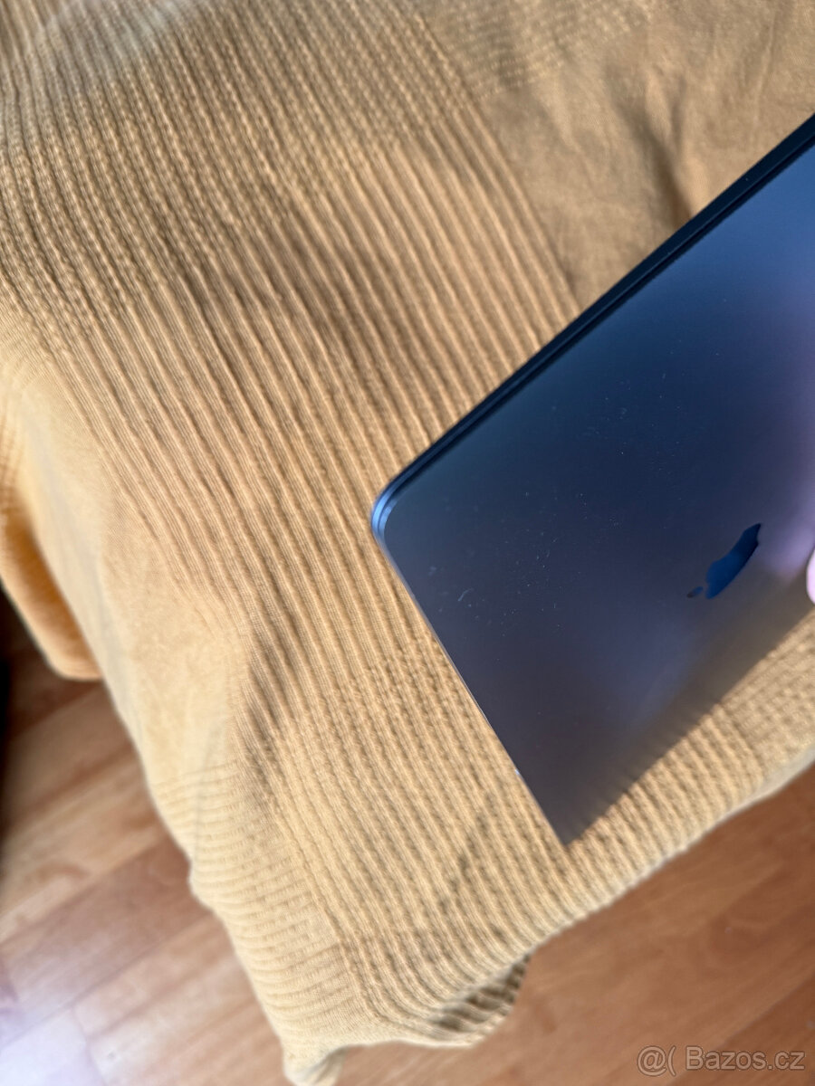 Macbook Air, M1, 512GB, česká klávesnice - 9