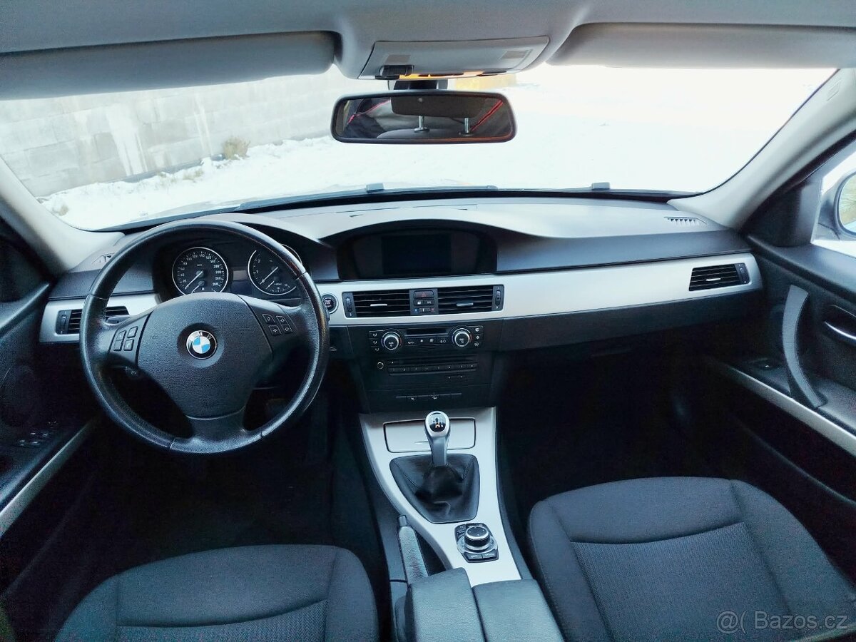 BMW E91 325i, facelift - 9