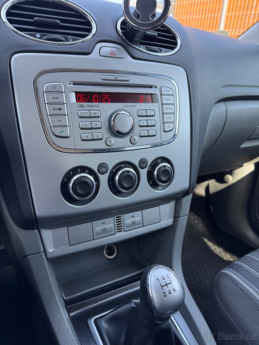 Ford focus 1.6 74kw - 9