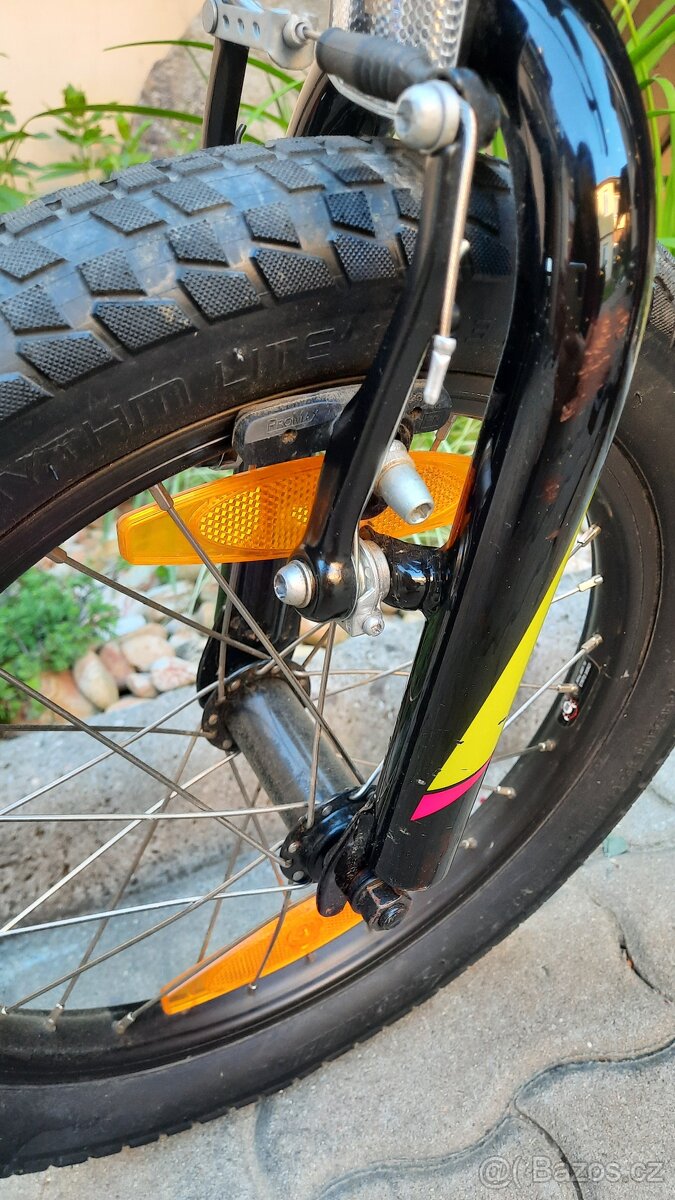 Dětské kolo SPECIALIZED ,, 16,, - 9