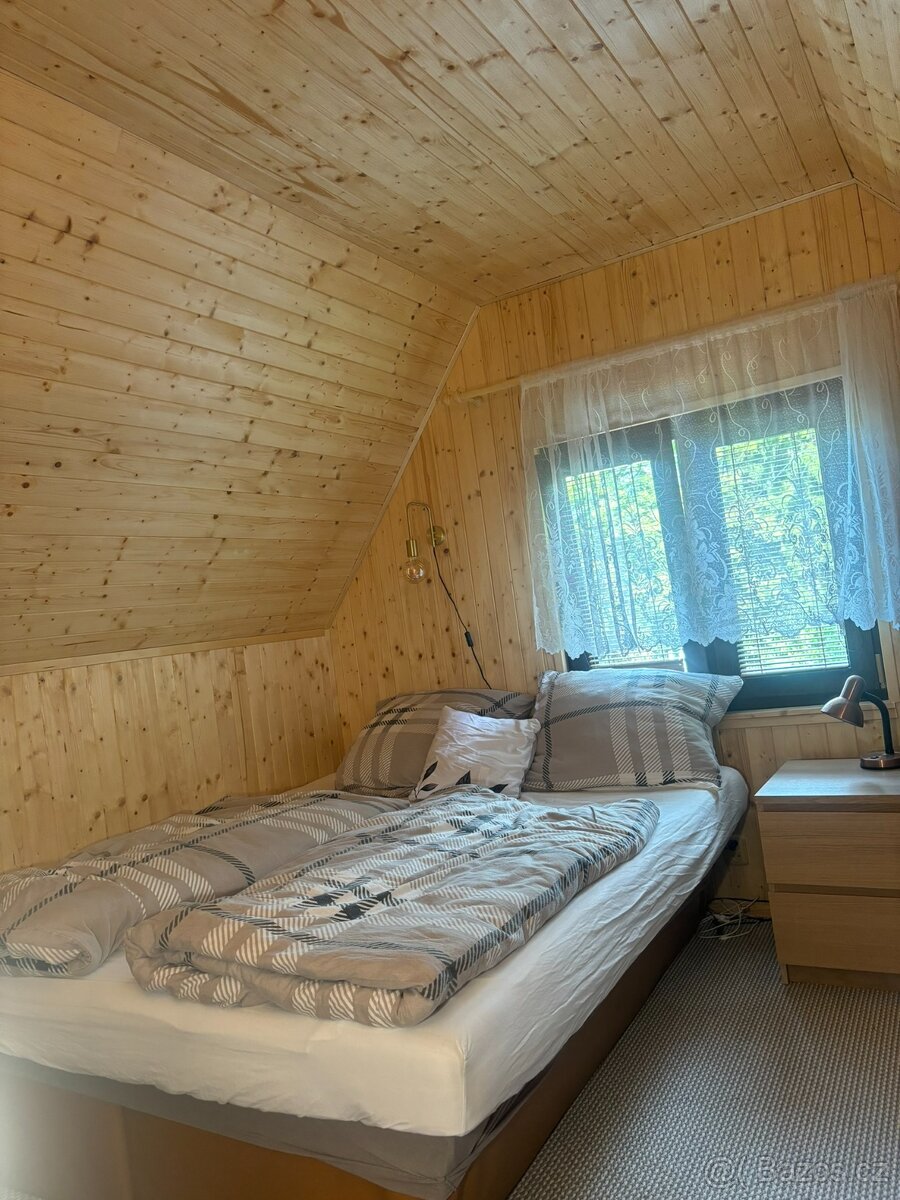 Pronájem chaty v Beskydech v Komorní Lhotce - 9