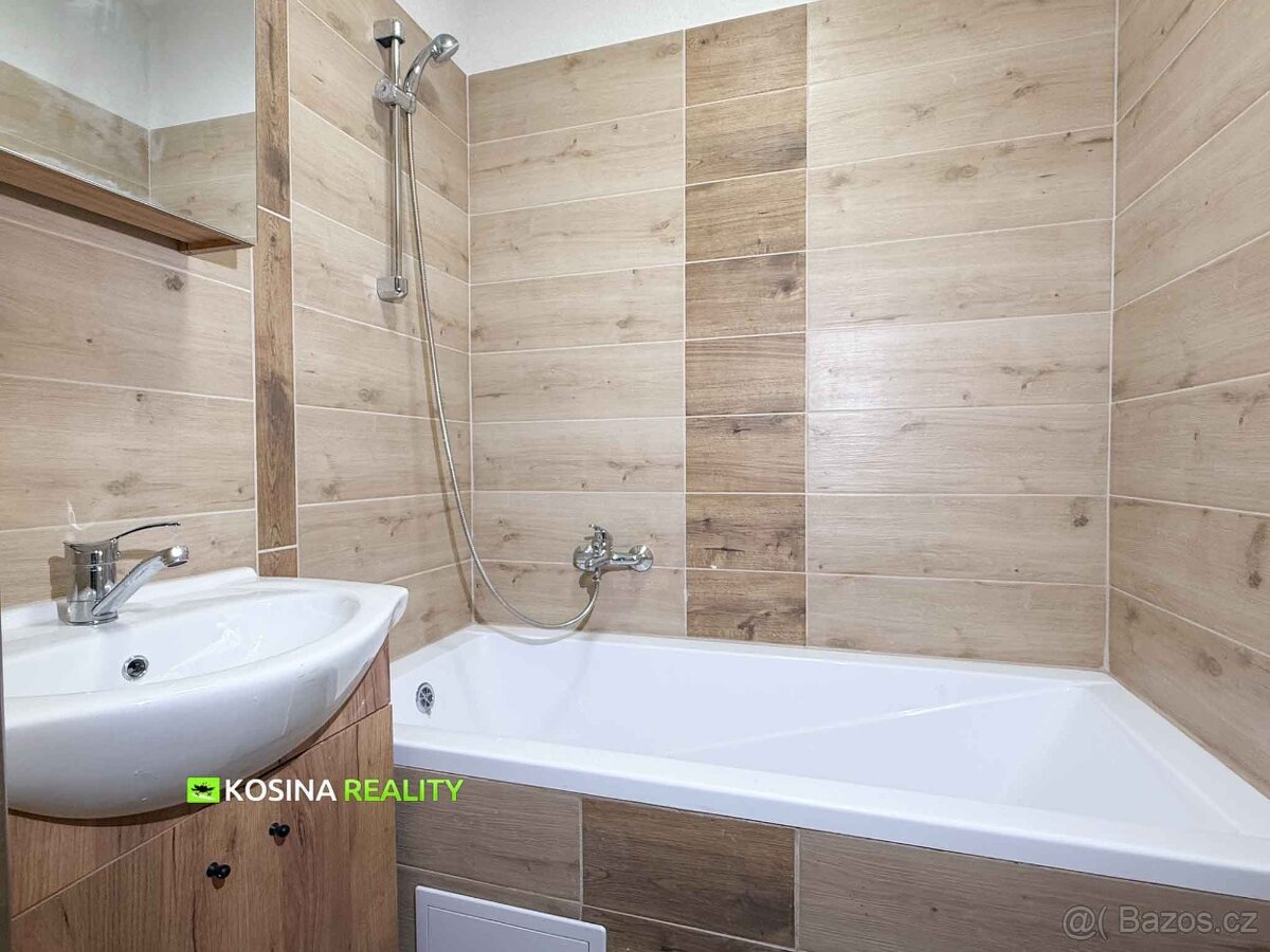 Byt 3+1 s lodžií, 73 m2, Citice - 9