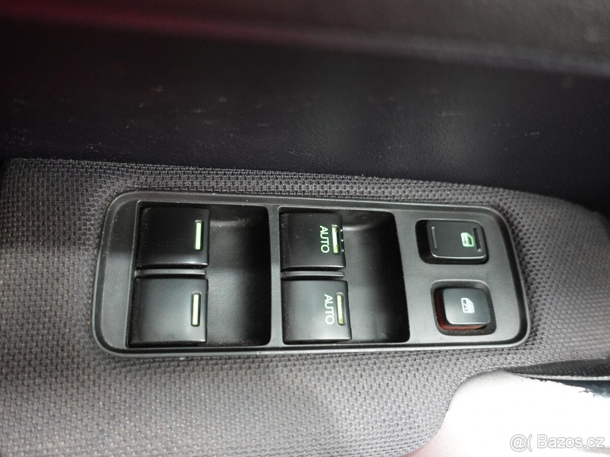 Honda CR-V 2.2D-TEC , 103 kW nafta, 2007 - 9