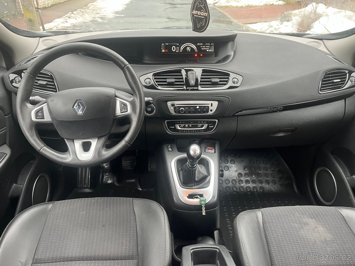 Renault Scénic III 1.6 DCI - 9