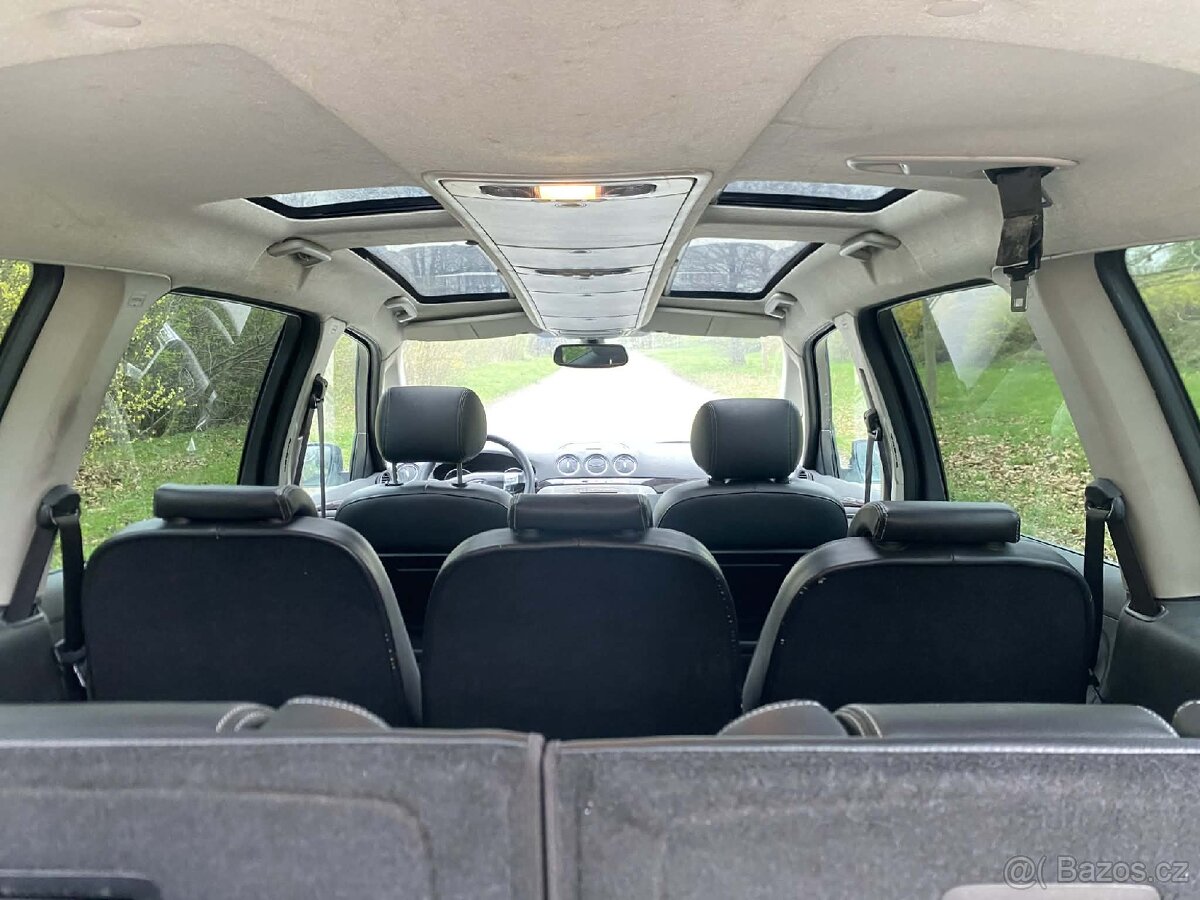 Ford Galaxy TDCi 2009 - 9